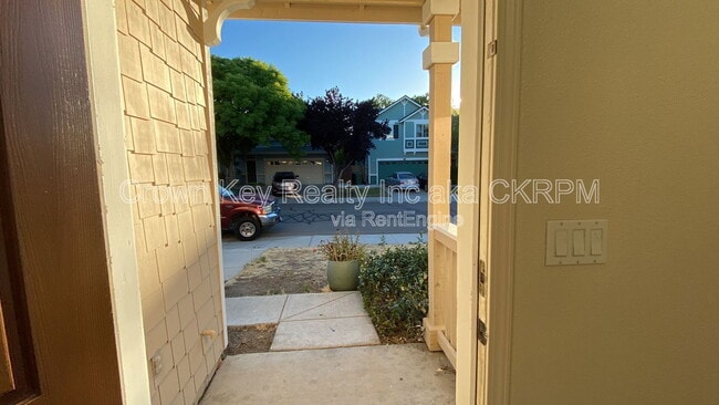 Photo - 4092 Memoir Ave