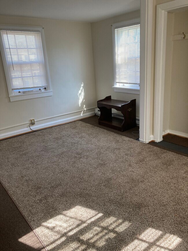 Photo - 514 W Main St Unidad 2 floor