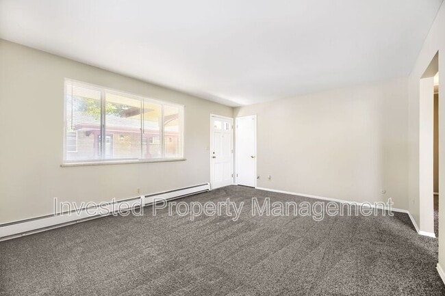Photo - 1142 W Ida Ave Unit A