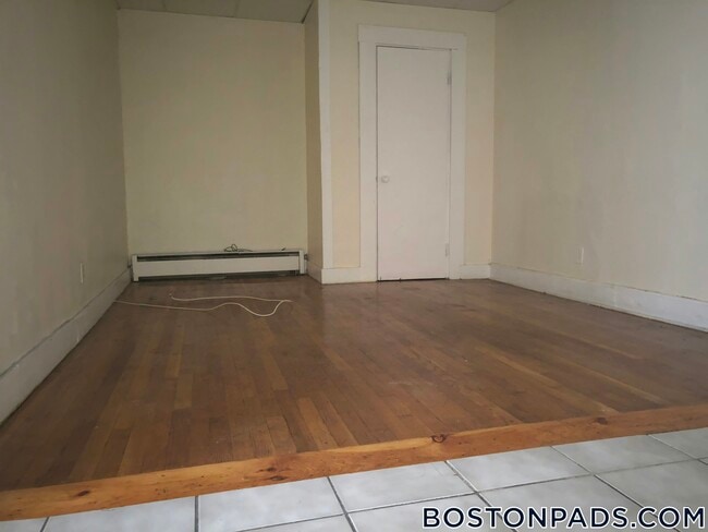 Photo - 179.5 Harvard St Unit 3