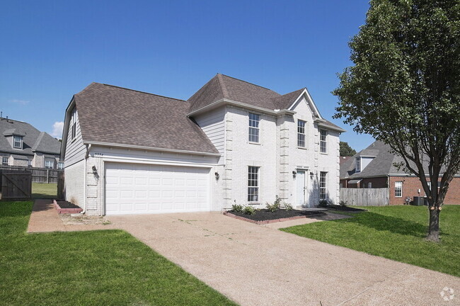Building Photo - 5554 Lakefront Dr Rental