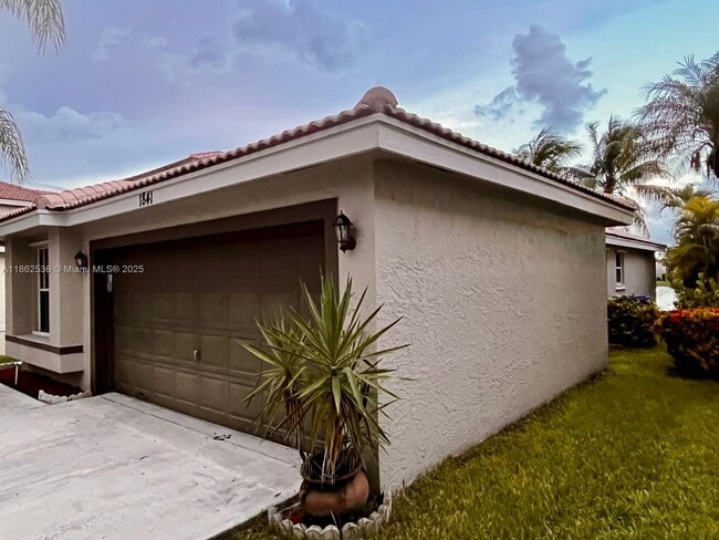 Photo - 1841 SW 176th Ave