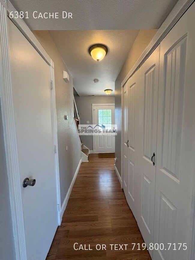 Photo - 6381 Cache Dr