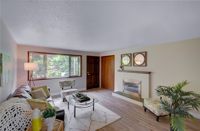Photo - Desirable west side location! 2 bed/ 1.75 bath. Olympia school district