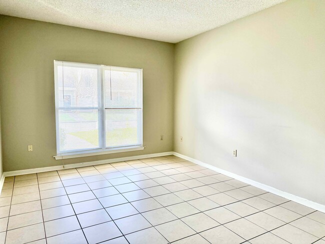 Photo - 5124 Stumberg Ln