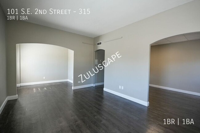 Photo - 101 SE 2nd St Unit 315