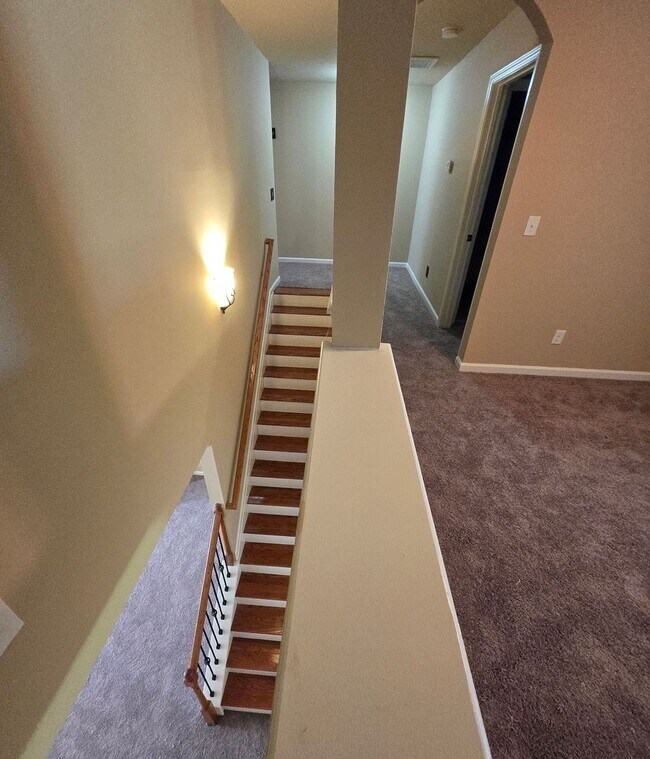 Photo - 73 Puttenum Way