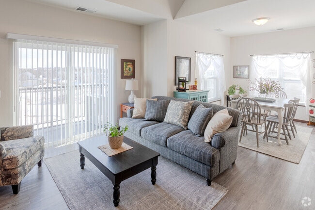 2BR, 2BA - C 1065 SF