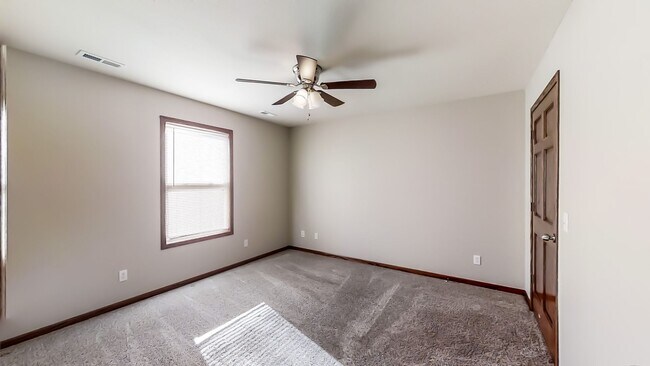 Photo - 209 N Cypress St Unit B