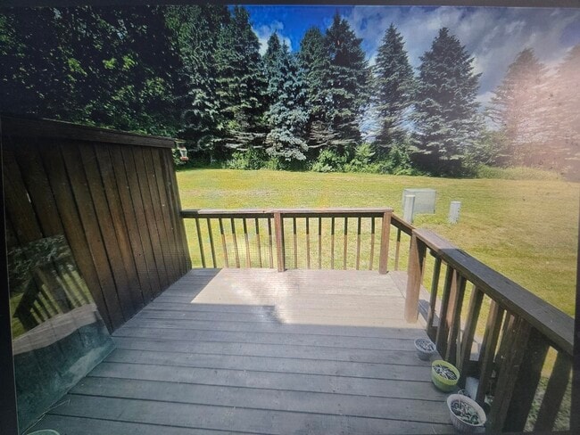 Photo - 175 Victoria Arms Cir