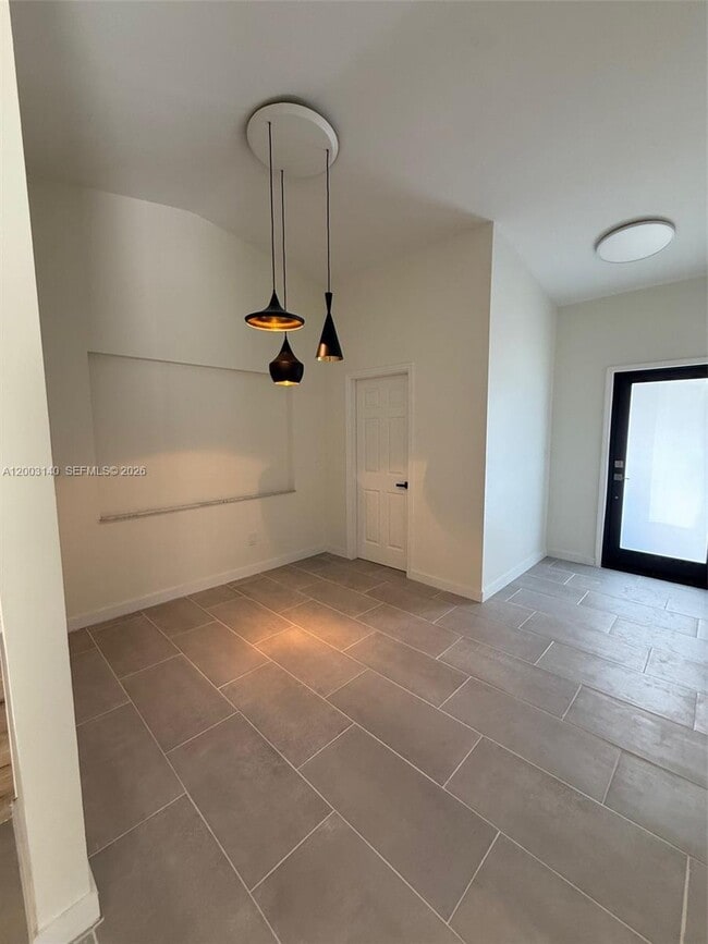 Photo - 531 SW 89th Ct