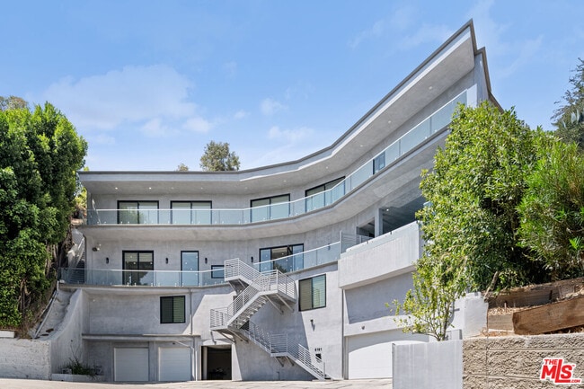 Building Photo - 6181 Temple Hill Dr Rental