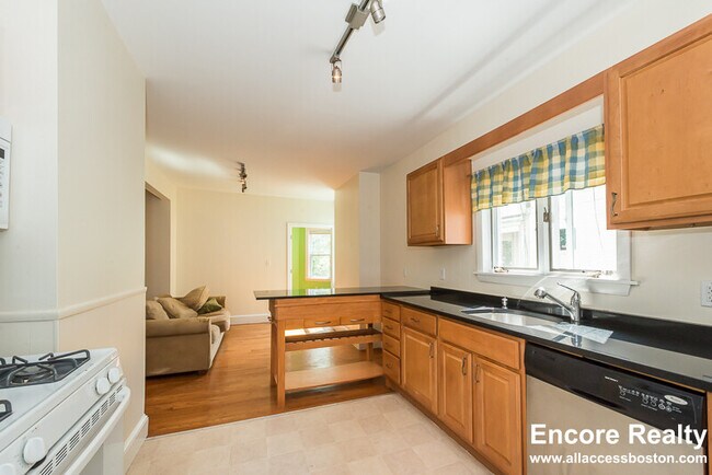 46 Hobson St Unit 1