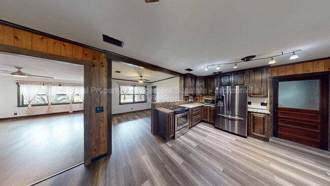 Photo - 7477 Greenway Dr