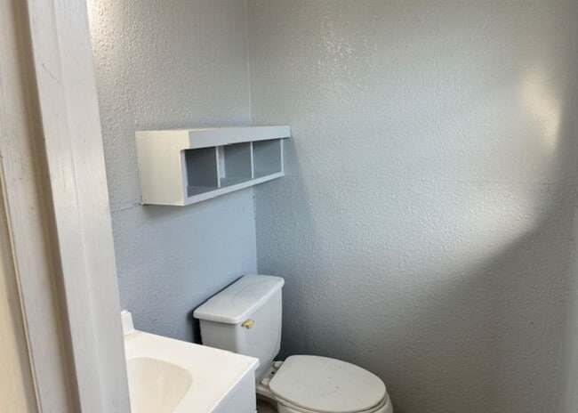 Photo - 1632 Parkdale Dr