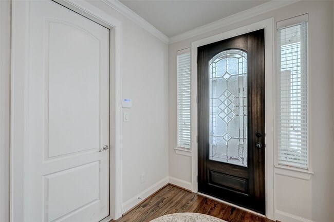 Photo - 1035 Ashland St