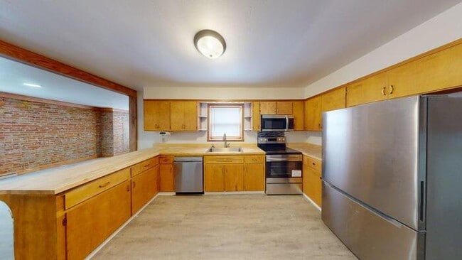 Photo - 507 8th Ave SW