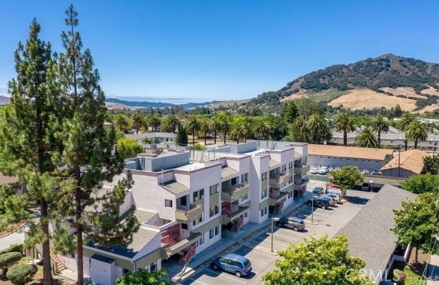 Building Photo - 1239 Foothill Blvd Unit 207