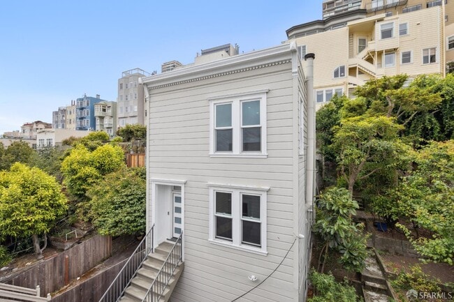 Photo - 971 Filbert St