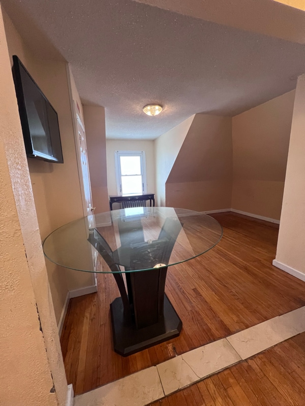 Photo - 10 Commonwealth Ave