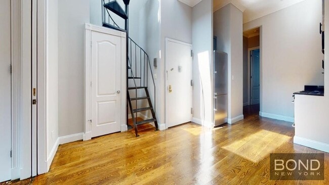 Building Photo - 697 Tenth Avenue Unit 5FN Rental