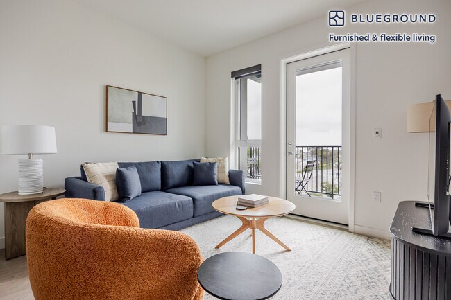 Building Photo - 511 S Harbor Blvd Rental