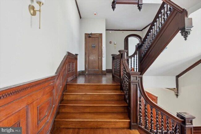 Photo - 1924-26 Spruce St Unidad 6F