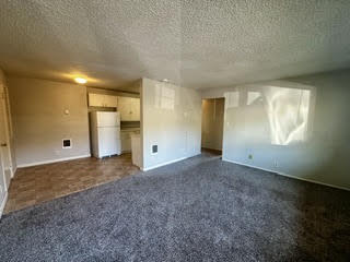 Building Photo - 626 E 16th Alley Unit 1