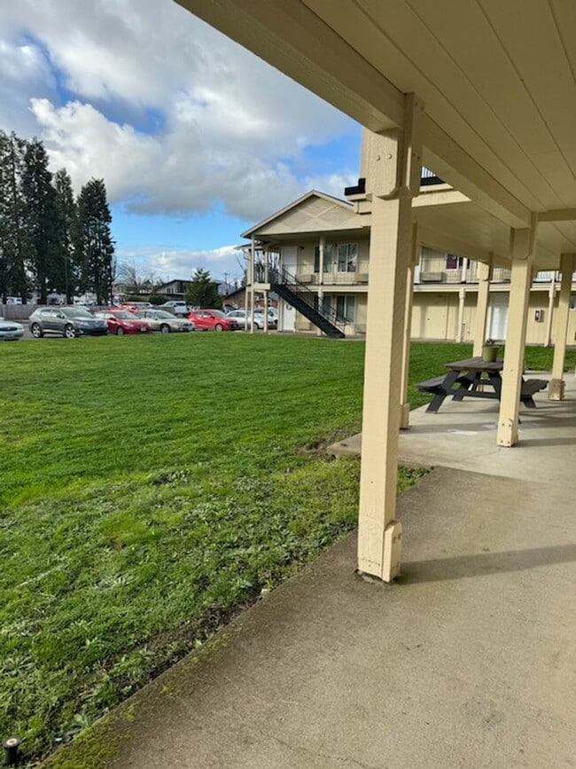 Photo - Renovated 2 bedroom Apartments available! ...