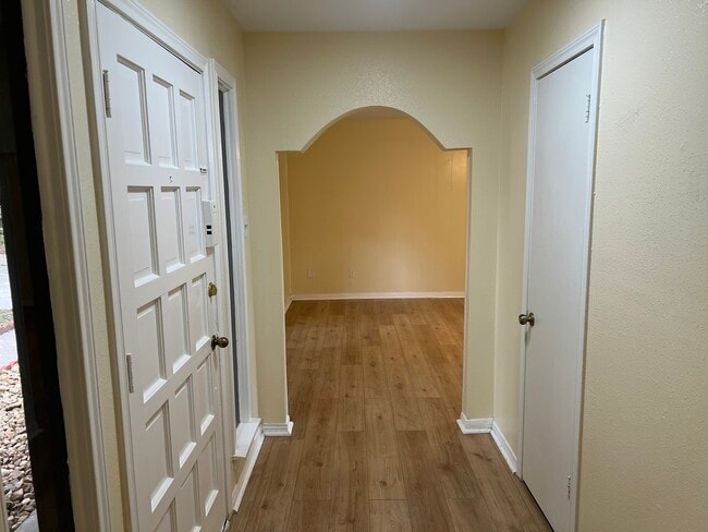 Photo - 3314 Kentwood Dr