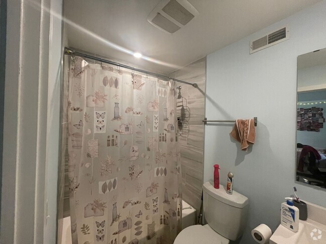 Building Photo - 1527-33 W Seybert St Unit A Rental
