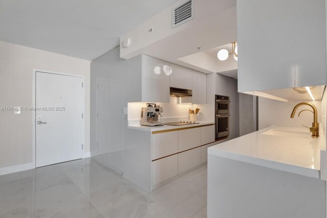 Photo - 90 Alton Rd Unit 2207
