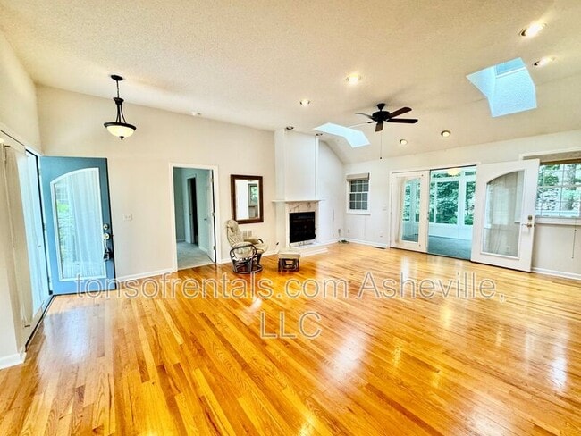 Photo - 200 Turkey Pine Ct