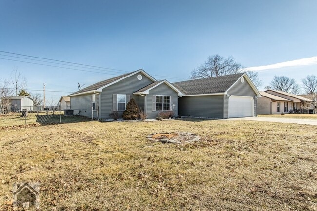 Photo - 105 Shara Dr
