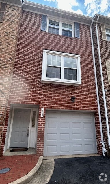 Building Photo - 948 S Rolfe St Rental