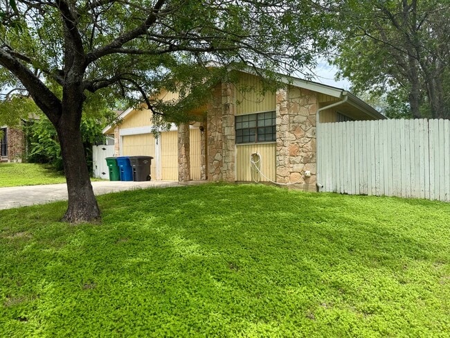 Photo - Charming Single-Story Home Near 1604 & Culebra