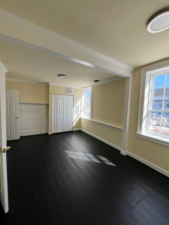 Photo - 715 Caroline St Unidad 2