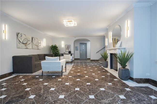 Photo - 381 Broadway Unidad 1B