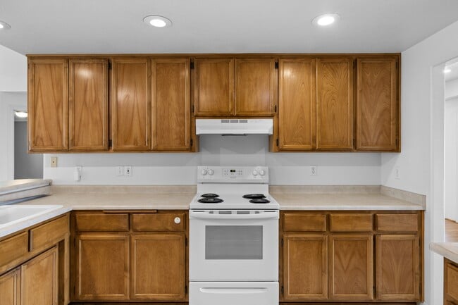 Photo - 621 Shadow Wood Dr