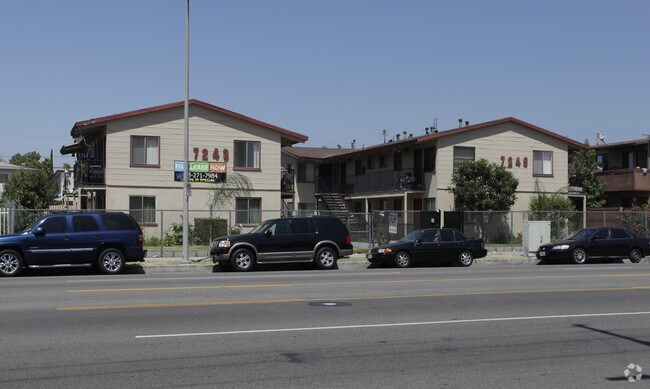 Photo - 7243 Vineland Apts