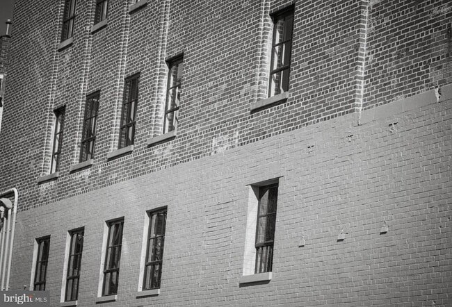 Photo - 218 W Main St Unit 308