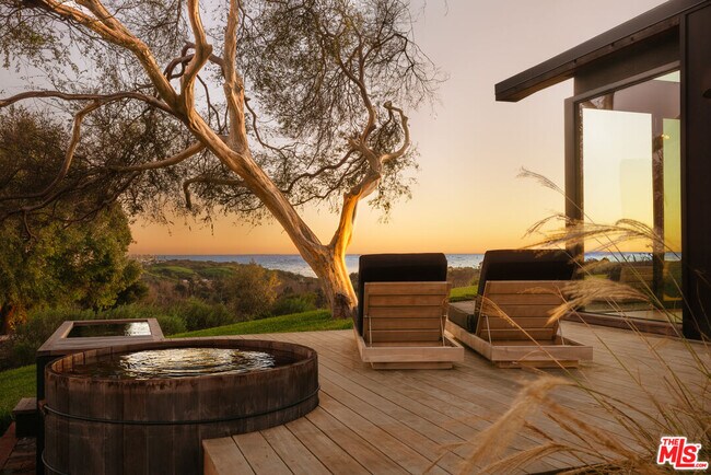 Photo - 5792 Calpine Dr