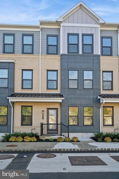 Photo - 103 Vaughn Dr Ext