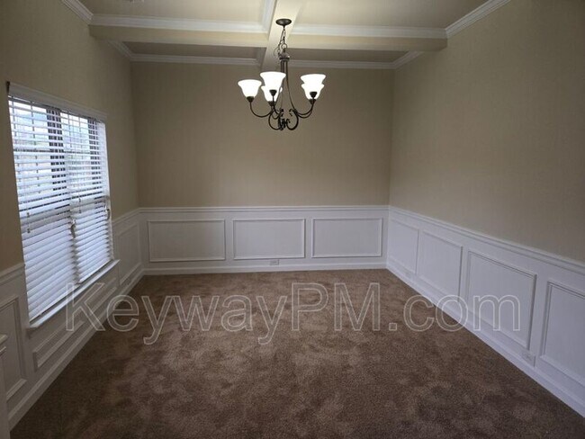 Photo - 5370 Bull St