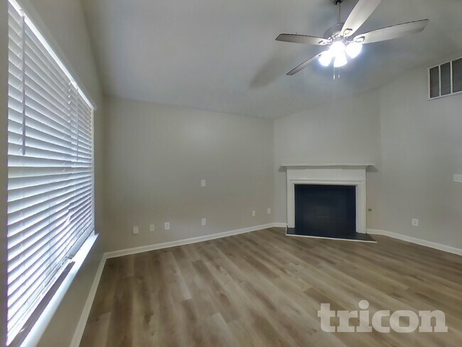 Photo - 135 Tillman Ct