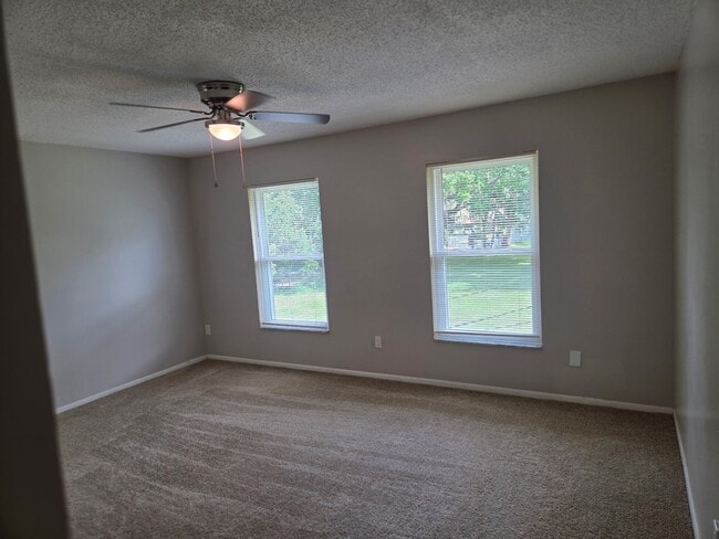Photo - 2434 John Young Pkwy Unit 6