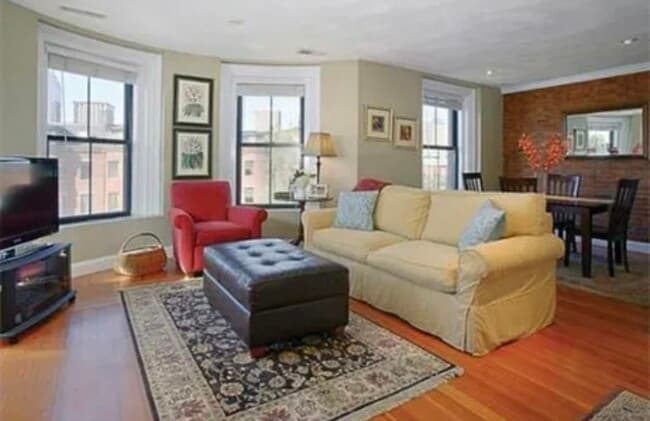 Building Photo - 668 Tremont St Unit 5