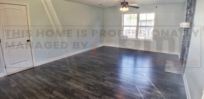 2907 Lancelot Ln