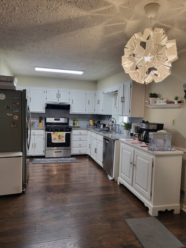 Photo - 5111 Cavalier Dr SE