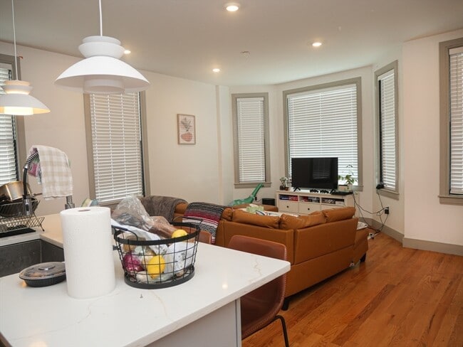 Photo - 15 Maywood St Unit 1